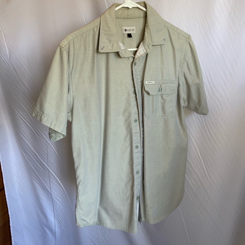 Matix button up. - Picture 2 of 3